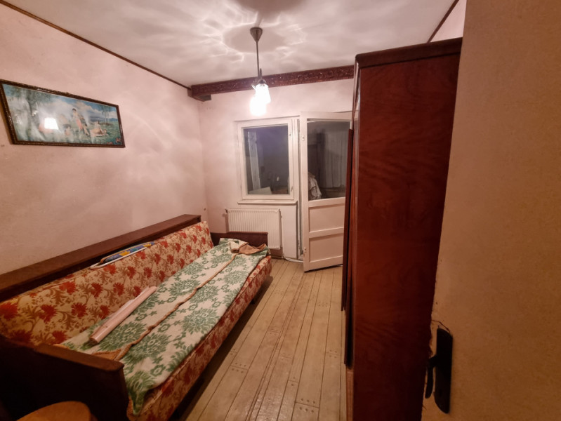 BISTRIȚA LAC- Apartament 3 camere decomandate/două băi/două balcoane
