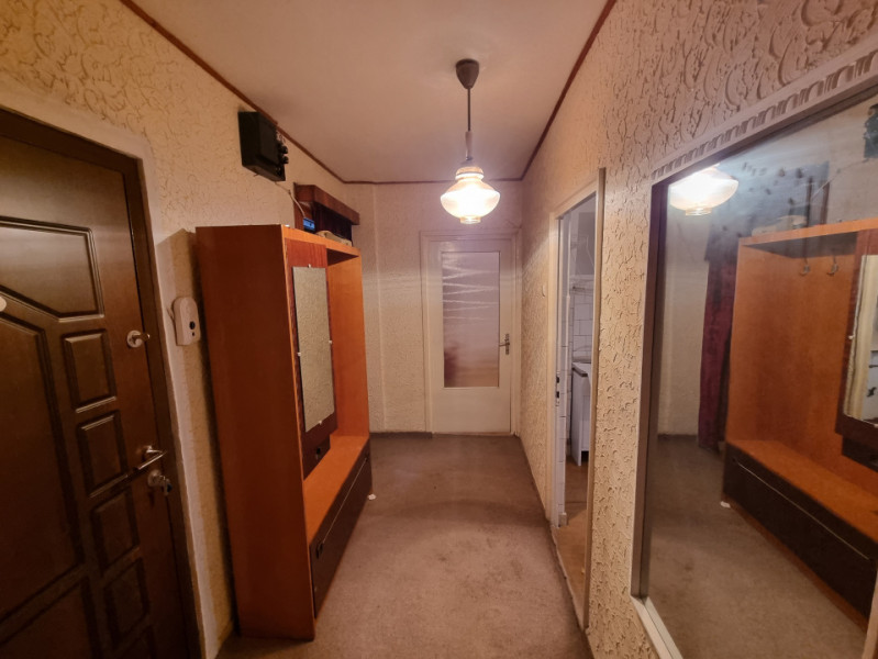 BISTRIȚA LAC- Apartament 3 camere decomandate/două băi/două balcoane