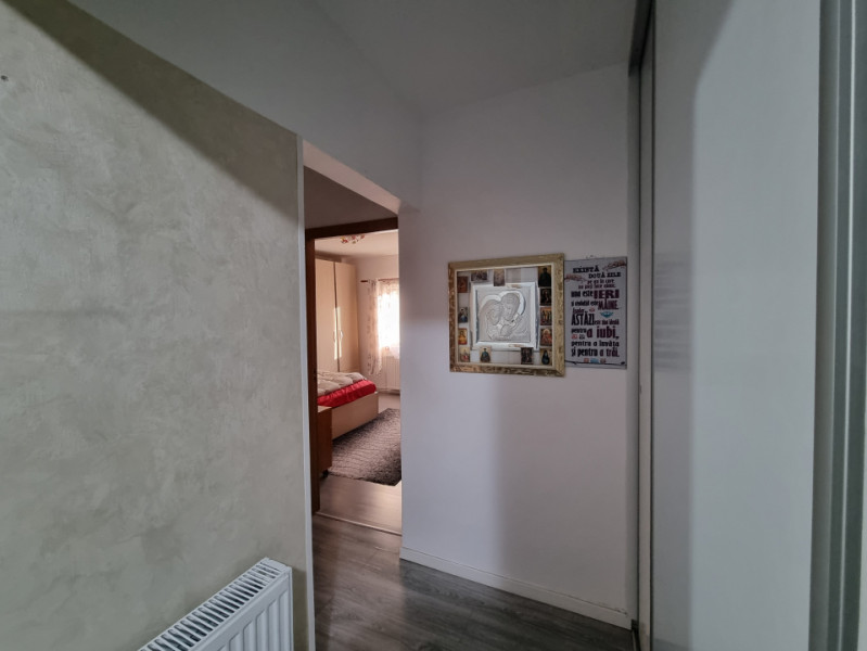 Ștefan cel Mare- Apartament 2 camere decomandate, parter cu balcon 