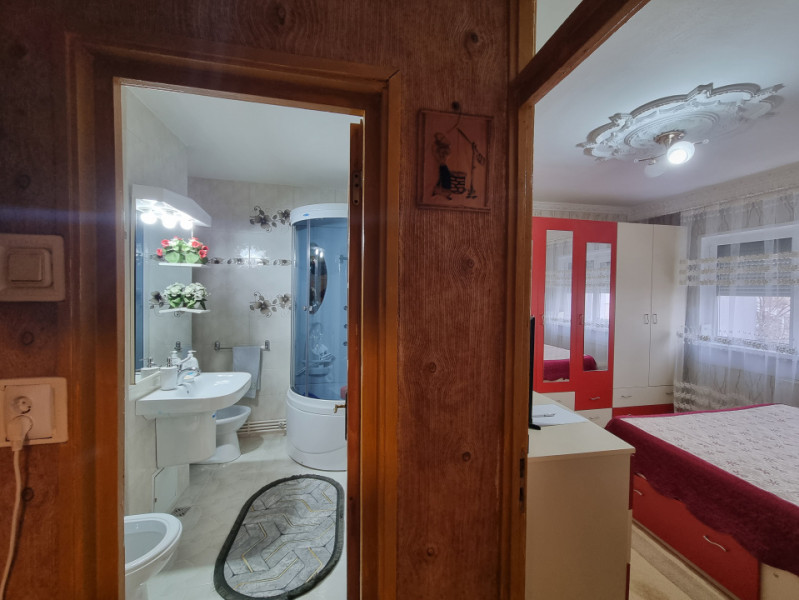 Arena Mall- 22 Decembrie- 2 camere decomandate- prima închiriere 