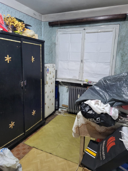 Clinica Luxor- 9 Mai- Ultracentral-3 camere/etaj 3, necesită renovare 