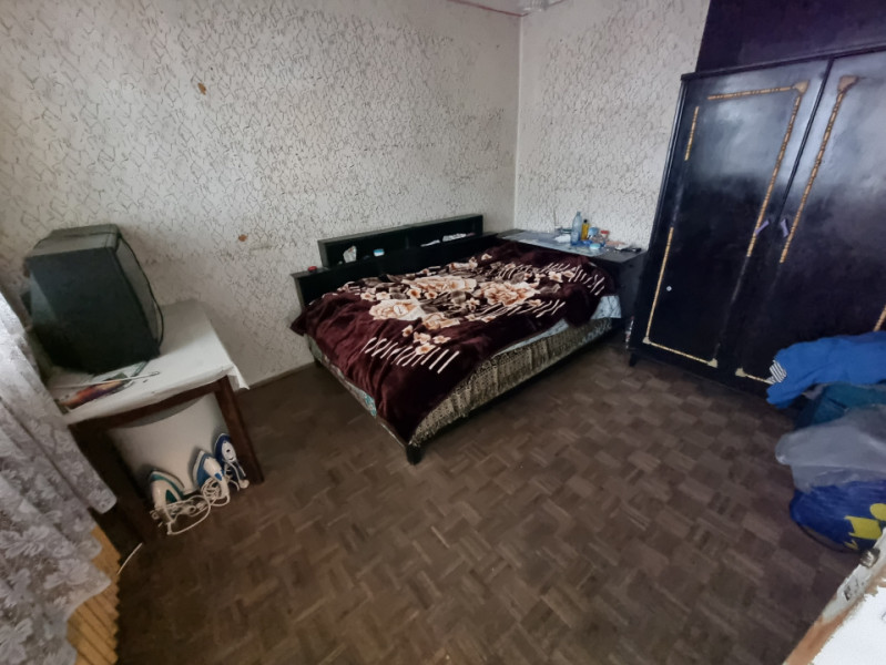 Clinica Luxor- 9 Mai- Ultracentral-3 camere/etaj 3, necesită renovare 