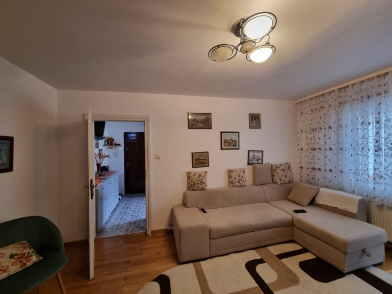 Zonă Centrală- Slanicului- Apartament 2 camere, renovat 