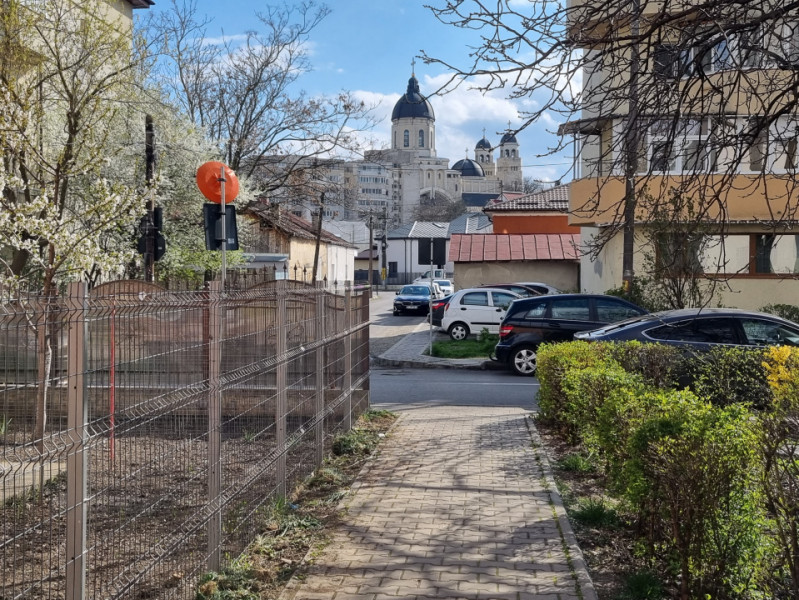 Parcul Catedralei- Apartament două camere, mobilat și utilat 