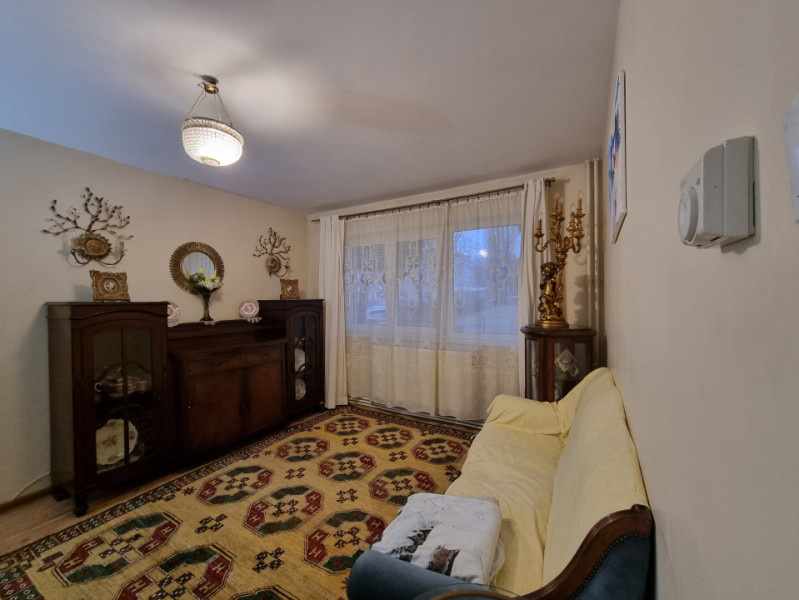 Apartament 2 camere Cornișa/renovat/parter/bun și pentru salon, birou 