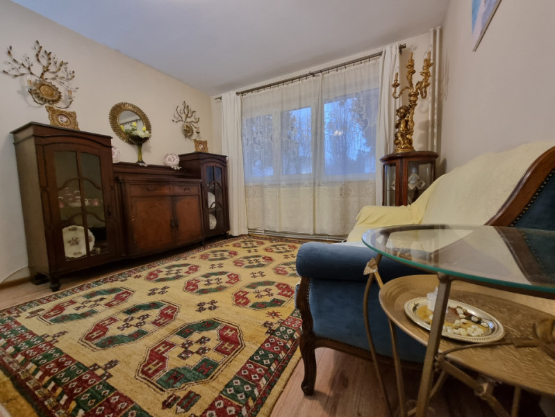 Apartament 2 camere Cornișa/renovat/parter/bun și pentru salon, birou 