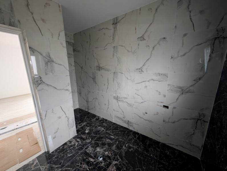 Casa Lilieci 3 dormitoare 2 băi, terasa + beci, canalizare 