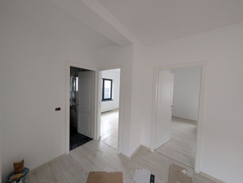 Casa Lilieci 3 dormitoare 2 băi, terasa + beci, canalizare 