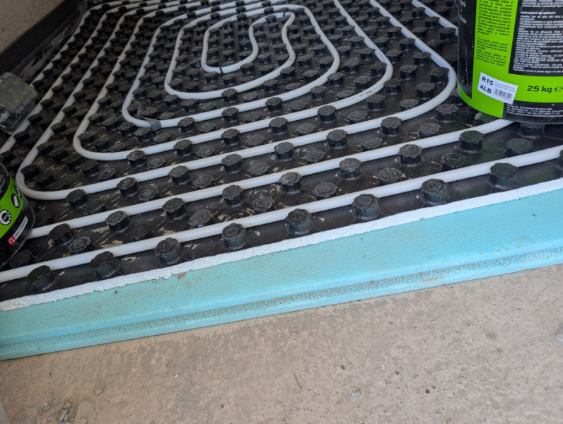 Casa Lilieci, la Cheie, încălzire în pardoseală 