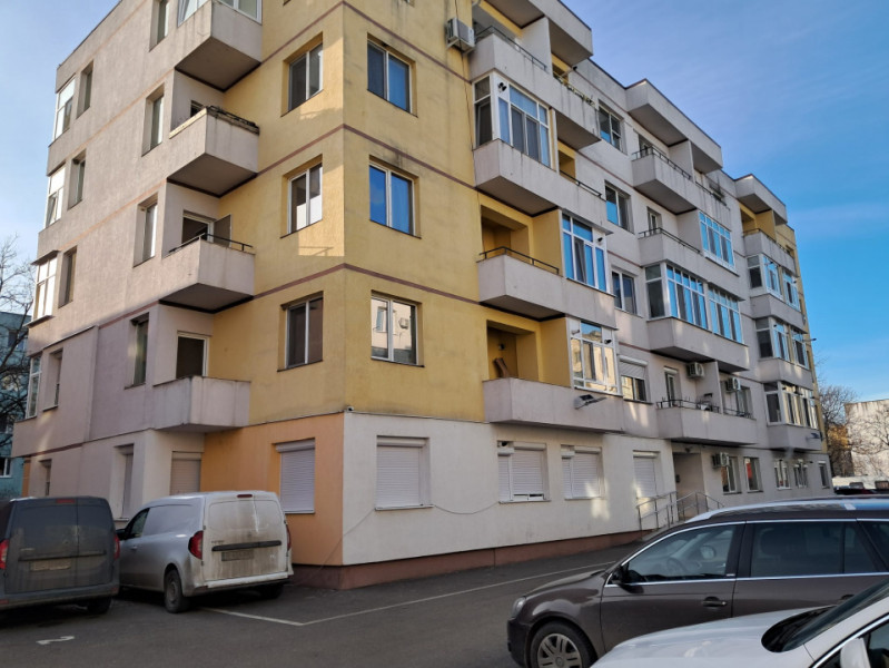 Apartament decomandat Bloc NOU - zona Milcov 