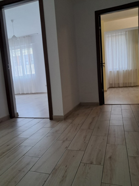 Apartament decomandat Bloc NOU - zona Milcov 