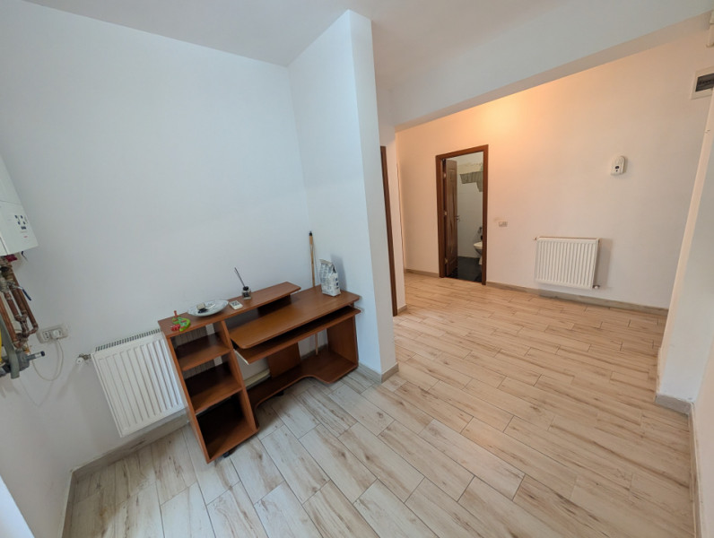 Apartament decomandat Bloc NOU