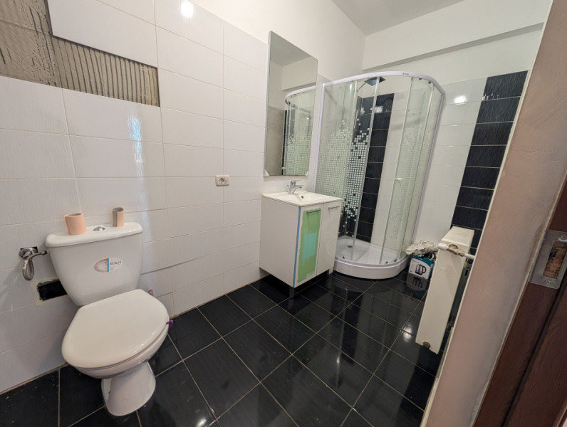 Apartament decomandat Bloc NOU