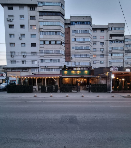 Apartament decomandat Banca Națională etaj 1, bloc 1992