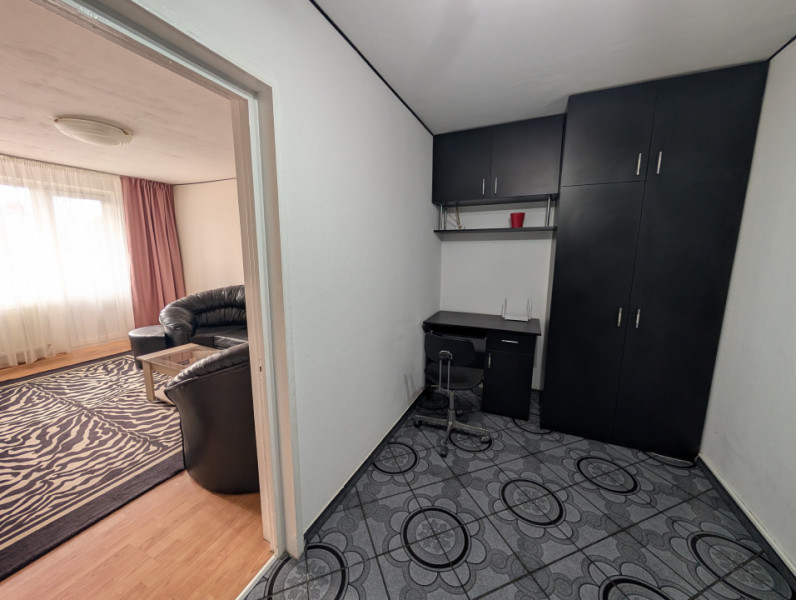 Apartament decomandat etaj intermediar Orizont - Mega Image