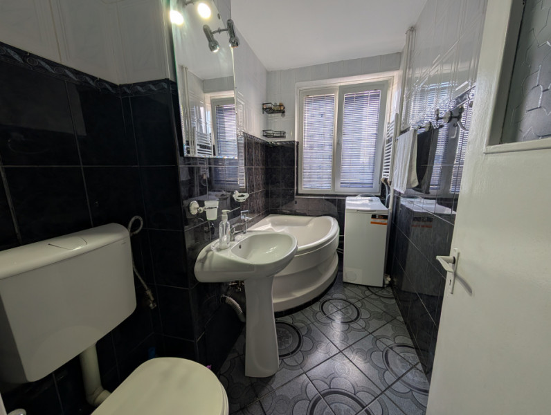 Apartament decomandat etaj intermediar Orizont - Mega Image