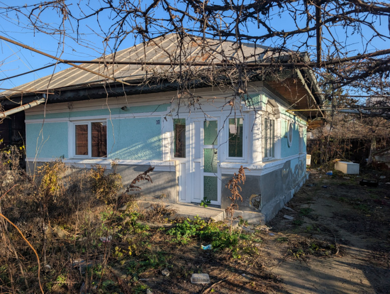 Casa + teren, Zona Mioritei - Bacau