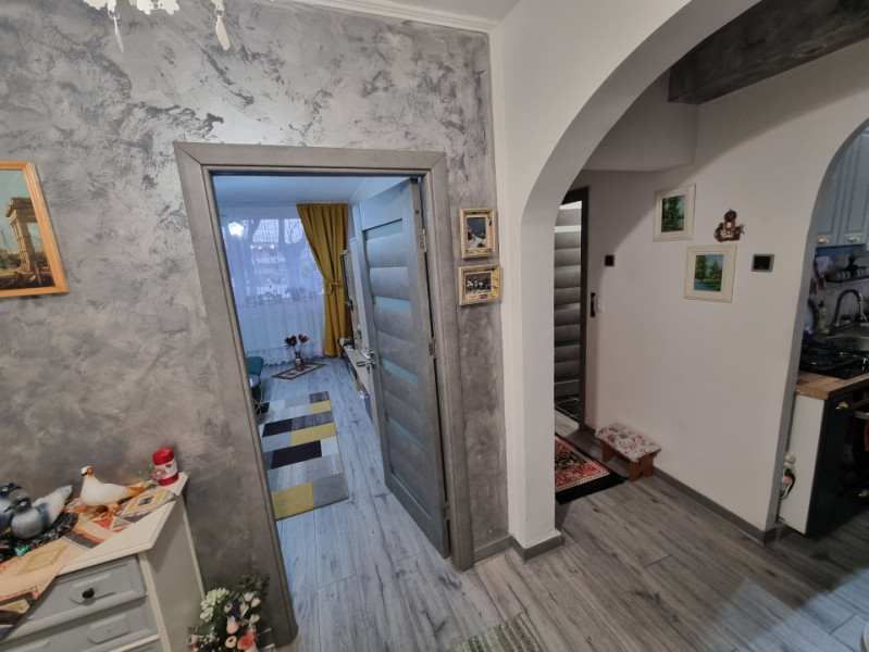 Apartament 2 camere decomandate, renovat, mobilat, utilat- Mioriței 