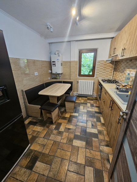 Apartament 3 camere, renovat total în 2023, mobilat și utilat, etaj 2 