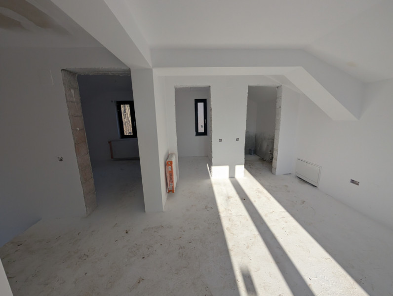 Vila la CHEIE! 3 dormitoare/ 3 bai. Locație exclusivista - Parcul Dendrologic 