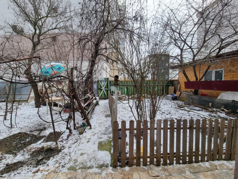 Casă Strada Mioriței- renovată - potrivită pentru birou, educație etc