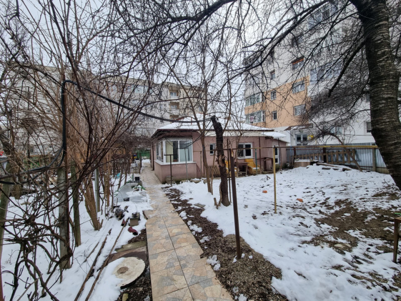 Casă Strada Mioriței- renovată - potrivită pentru birou, educație etc