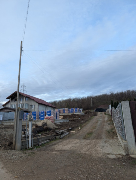 Teren intravilan Hemeiuș - langa padure