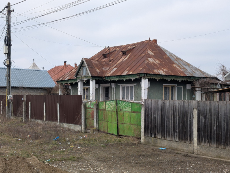 Teren intravilan la drum Național 