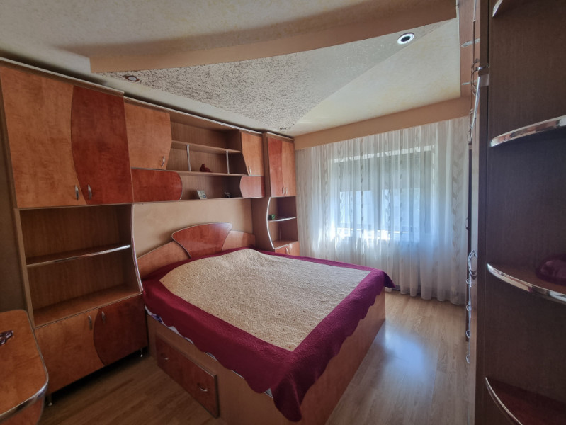 Neagoe Vodă- Ardealului- 3 camere decomandate-etaj 2-mobilat/utilat 