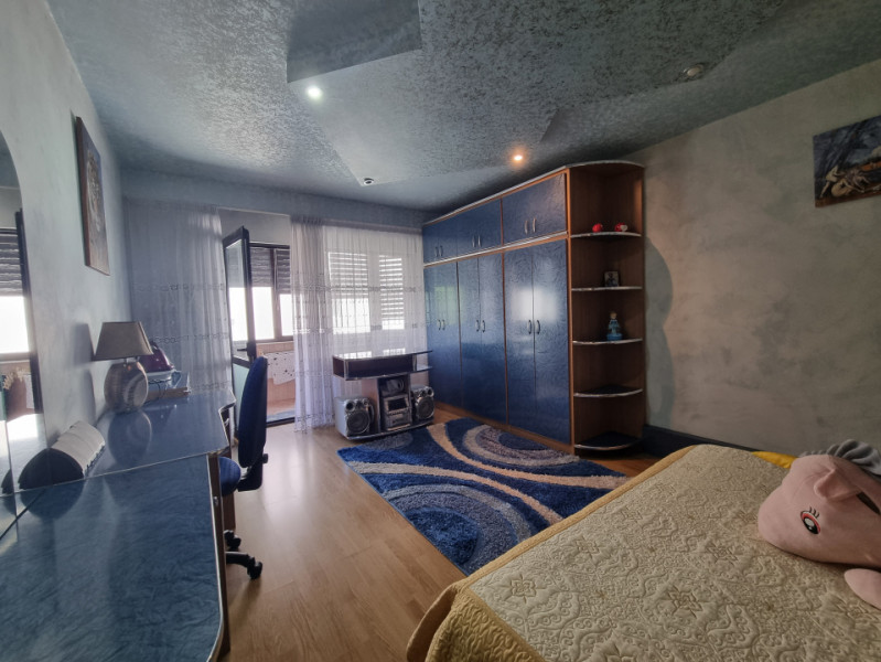 Neagoe Vodă- Ardealului- 3 camere decomandate-etaj 2-mobilat/utilat 