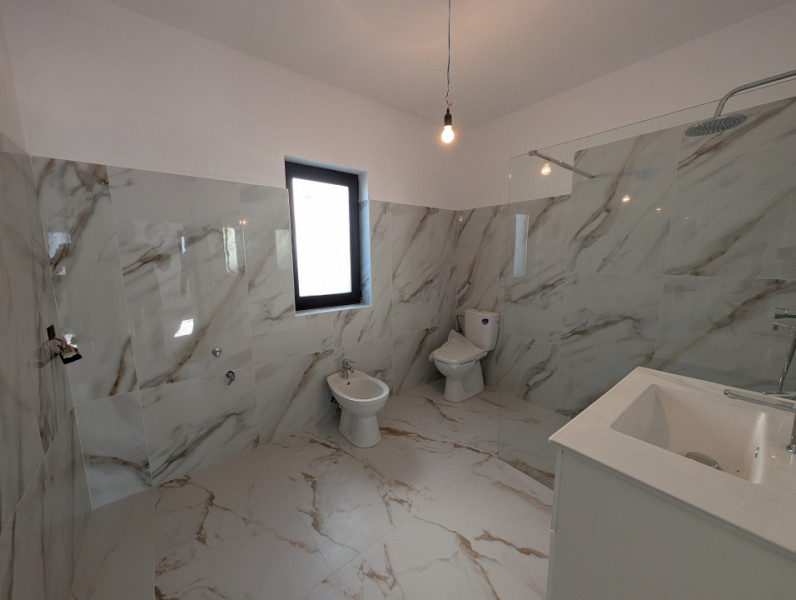 Casa nou 2026 Hemeius 3 dormitoare, 3 bai