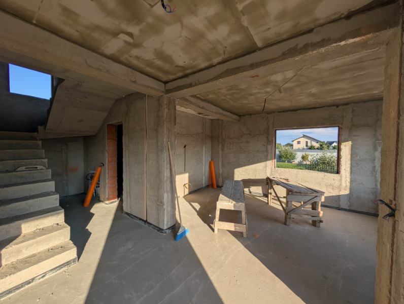 Casa noua Lilieci P+1, încălzire pardoseală , finisaje premium 