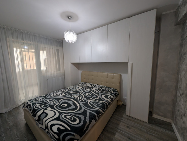 Fiald 2 camere de închiriat 