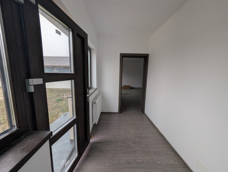 Casa finalizată Liliecii - Scoala - Parc Dendrologic 