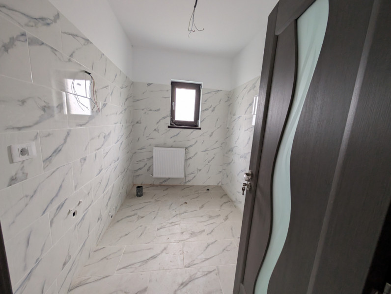 Casa finalizată Liliecii - Scoala - Parc Dendrologic 