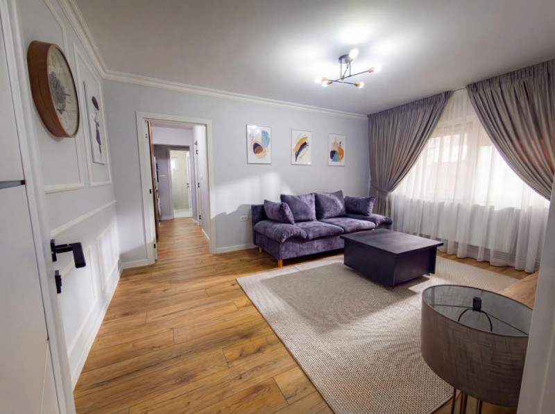 Bijuterie! Apartament 3 camere, renovat acum, lux, prima închiriere 