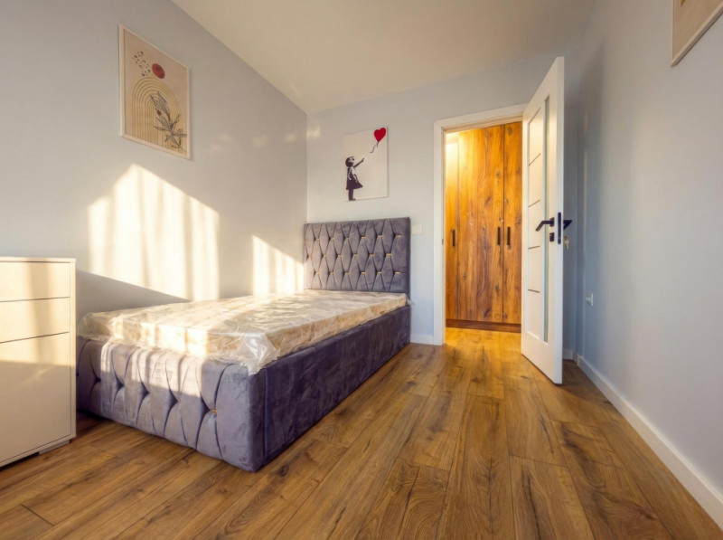 Bijuterie! Apartament 3 camere, renovat acum, lux, prima închiriere 