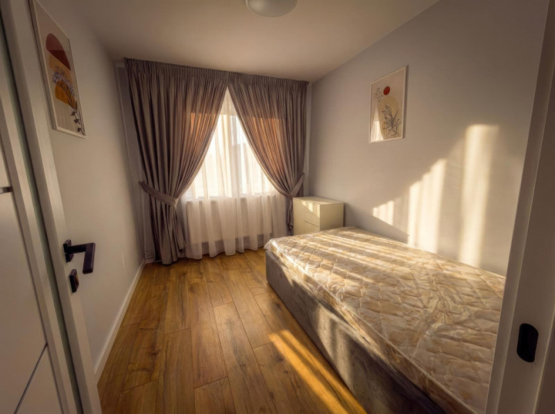 Bijuterie! Apartament 3 camere, renovat acum, lux, prima închiriere 