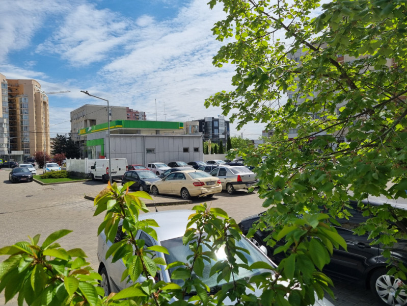 Ștefan cel Mare- Aral- EON- 3 camere decomandate, modern, etaj 1