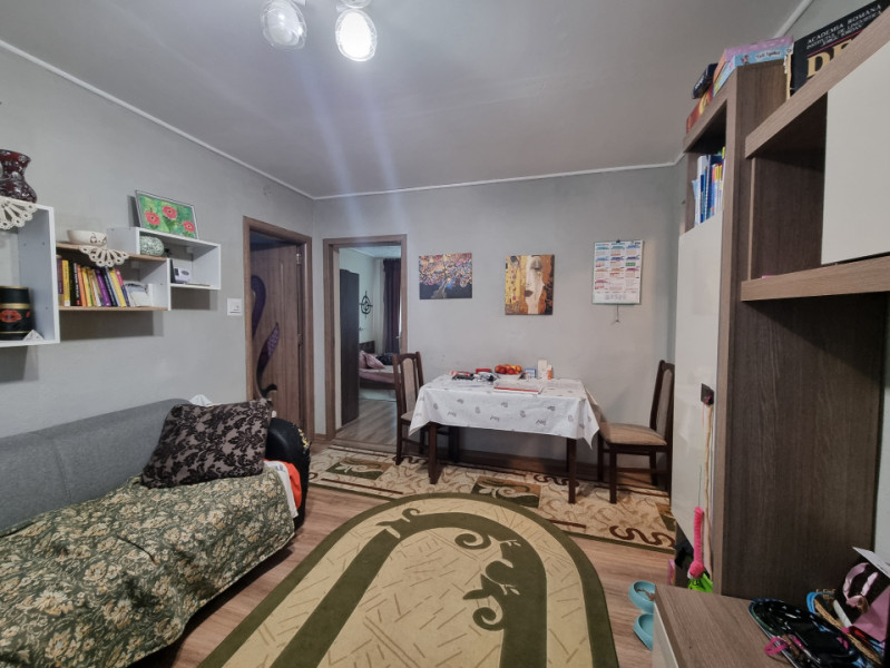 Apartament 2 camere în zonă centrală, pe Strada Vasile Alecsandri 