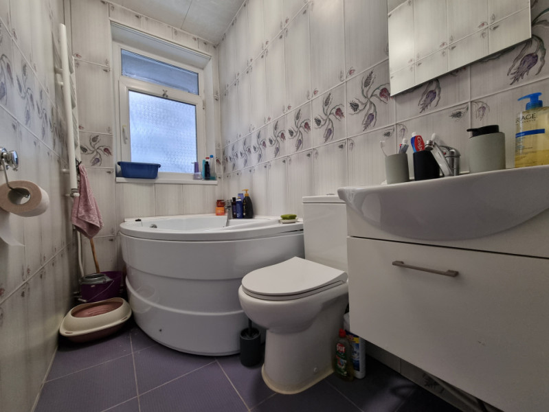 Apartament 2 camere în zonă centrală, pe Strada Vasile Alecsandri 