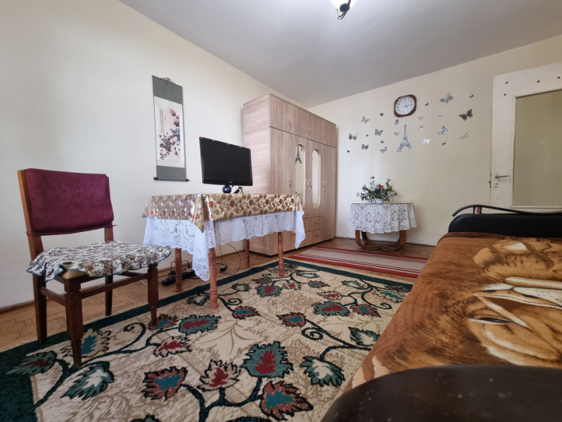 Zonă Centrală/garsonieră decomandată/confort 1/bloc de apartamente 