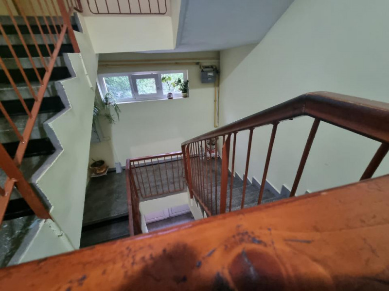 Centru- SIF MOLDOVA- Primărie- Apartament 2 camere la etajul 2