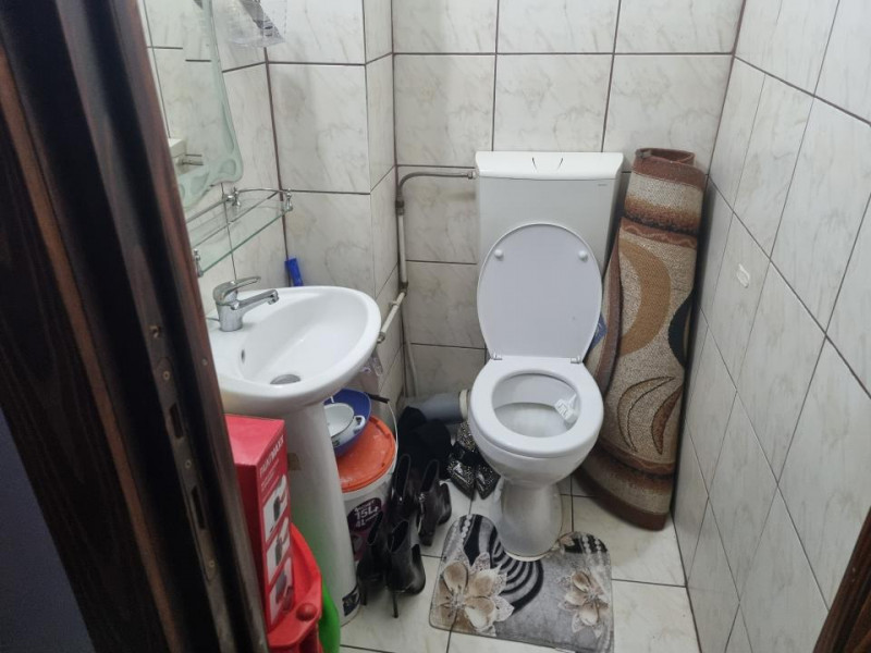 Mioriței, colț cu Banca Națională- Apartament 3 camere decomandate 
