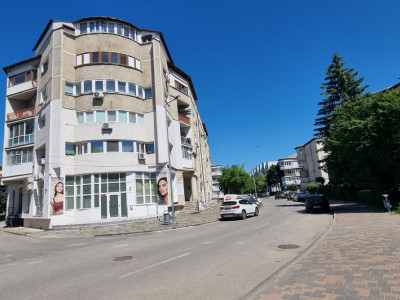 Bloc MAPN- Școala Mihai Drăgan! Apare rar la vânzare așa ceva! 