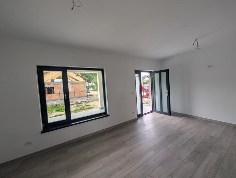 Casa deosebita 2026 Hemeius 3 dormitoare, 2 bai