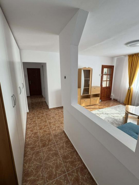 Apartament 2 camere decomandate/Strada 22 Decembrie/Arena Mall/etaj 3