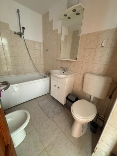 Apartament 2 camere decomandate/Strada 22 Decembrie/Arena Mall/etaj 3