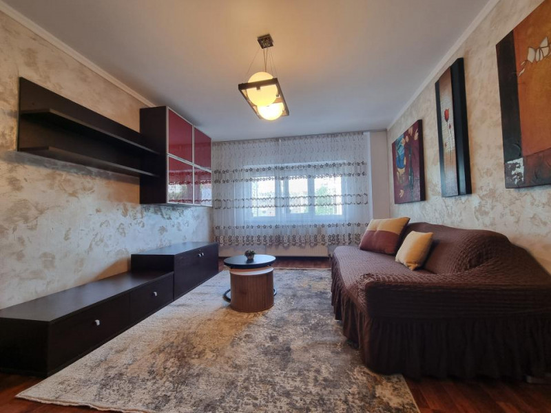 Apartament 2 camere, etaj 1, Neagoe Vodă- Martiri, prima închiriere 