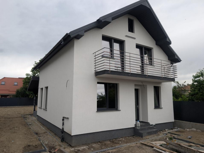 Vila toate utilitățile, încălzire pardoseală, Serbanesti